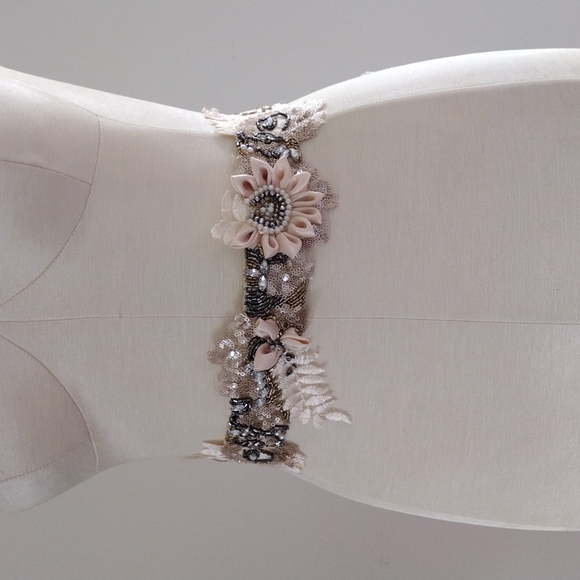 Dress belt
